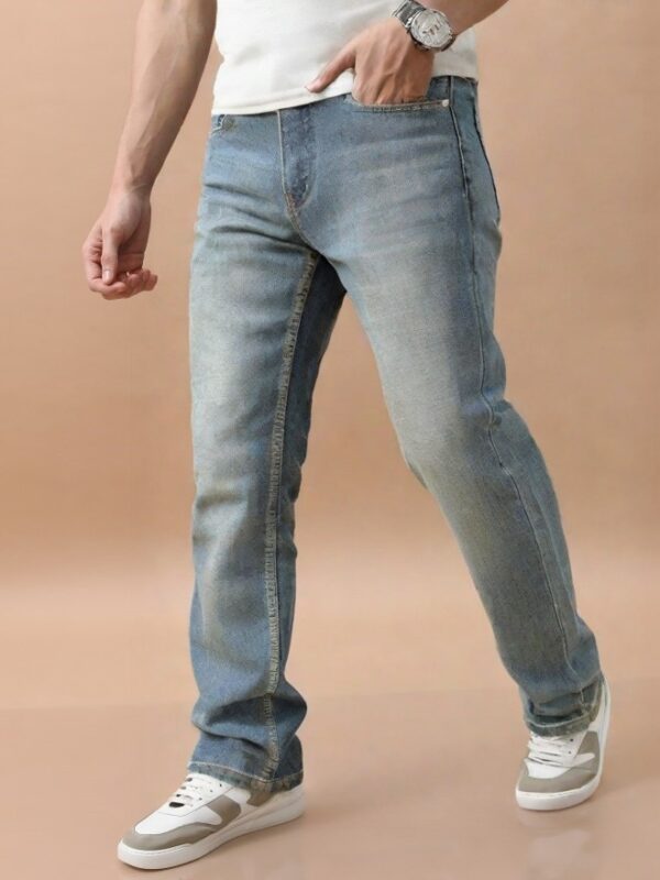 Men’s Relaxed Fit Light-Wash Flare Jeans - Image 2